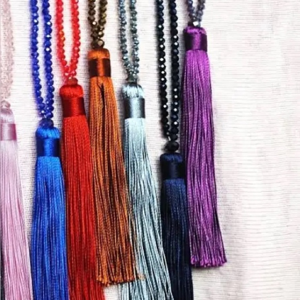 Elegant Multi-Color Tassel Necklace Set